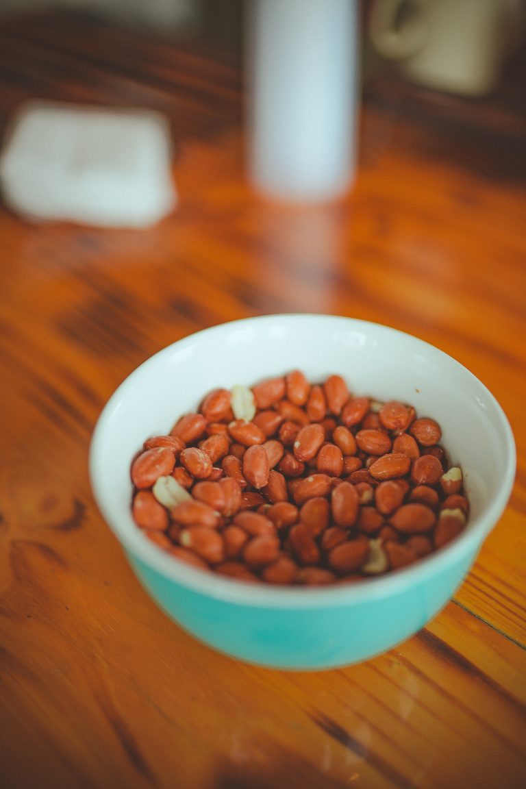 How to roast groundnuts Perfectly using a Pan
